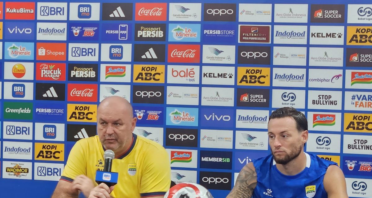 Pelatih Persib Kaget Liga Indonesia: Perjalanan Jauh, Fisik Pemain Terkuras