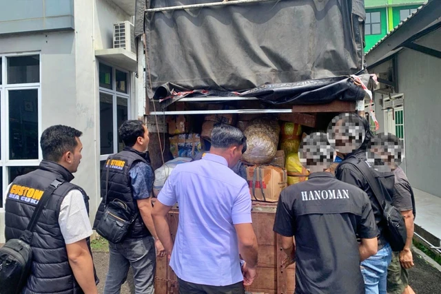 Pelabuhan Bakauheni Geger! TNI AL Gagalkan Penyelundupan Arak Bali Ilegal