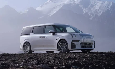 Volvo EM90 Meluncur! MPV Listrik Super Mewah dengan Fitur Teknologi Canggih