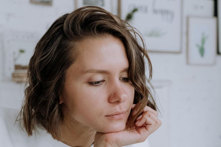 Bixie Cut Meledak di 2026! Gaya Rambut Ini Jadi Favorit Selebritas Dunia