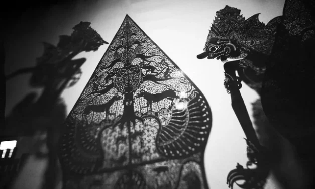 Sendratari Ramayana Prambanan: Budaya atau Atraksi Wisata?