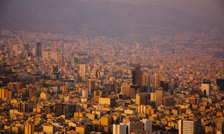 Konflik Iran AS Memanas Usai Serangan Balasan IRGC Guncang Pangkalan Militer Amerika di Timur Tengah