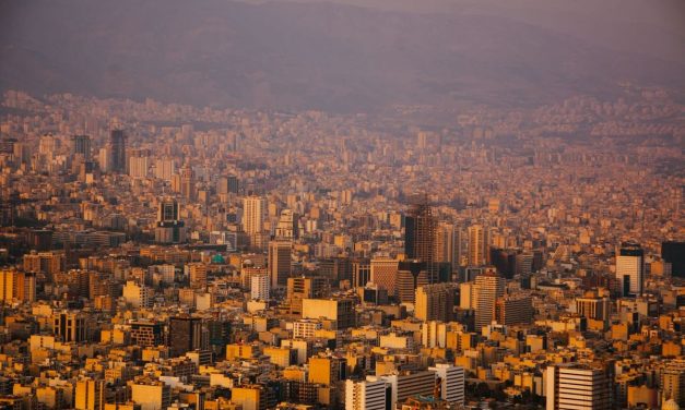 Konflik Iran AS Memanas Usai Serangan Balasan IRGC Guncang Pangkalan Militer Amerika di Timur Tengah