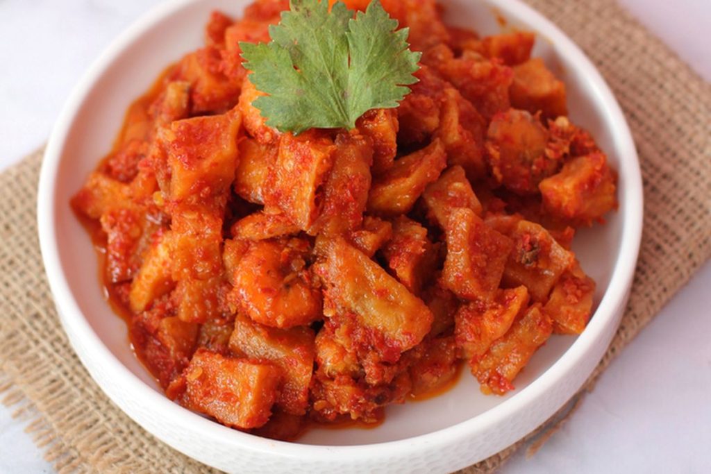 Sambal goreng kentang kapri dengan petai dan bumbu santan