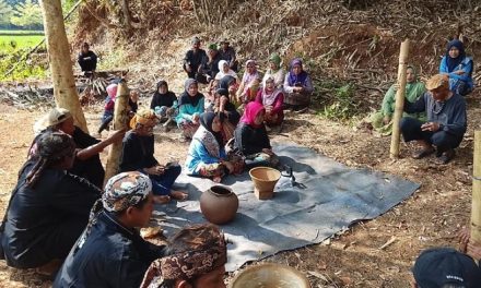 Warga Sukamulya Hidupkan Kembali Tradisi Ngarumat Hulu Cai untuk Menjaga Sumber Air